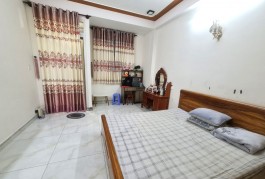 Bán Nhà 4 Tầng Ngộp Gần Phạm Văn Đồng Linh Đông Thủ Đức 74m_4*18.5 chỉ hơn 7 tỷ Siêu Ngon